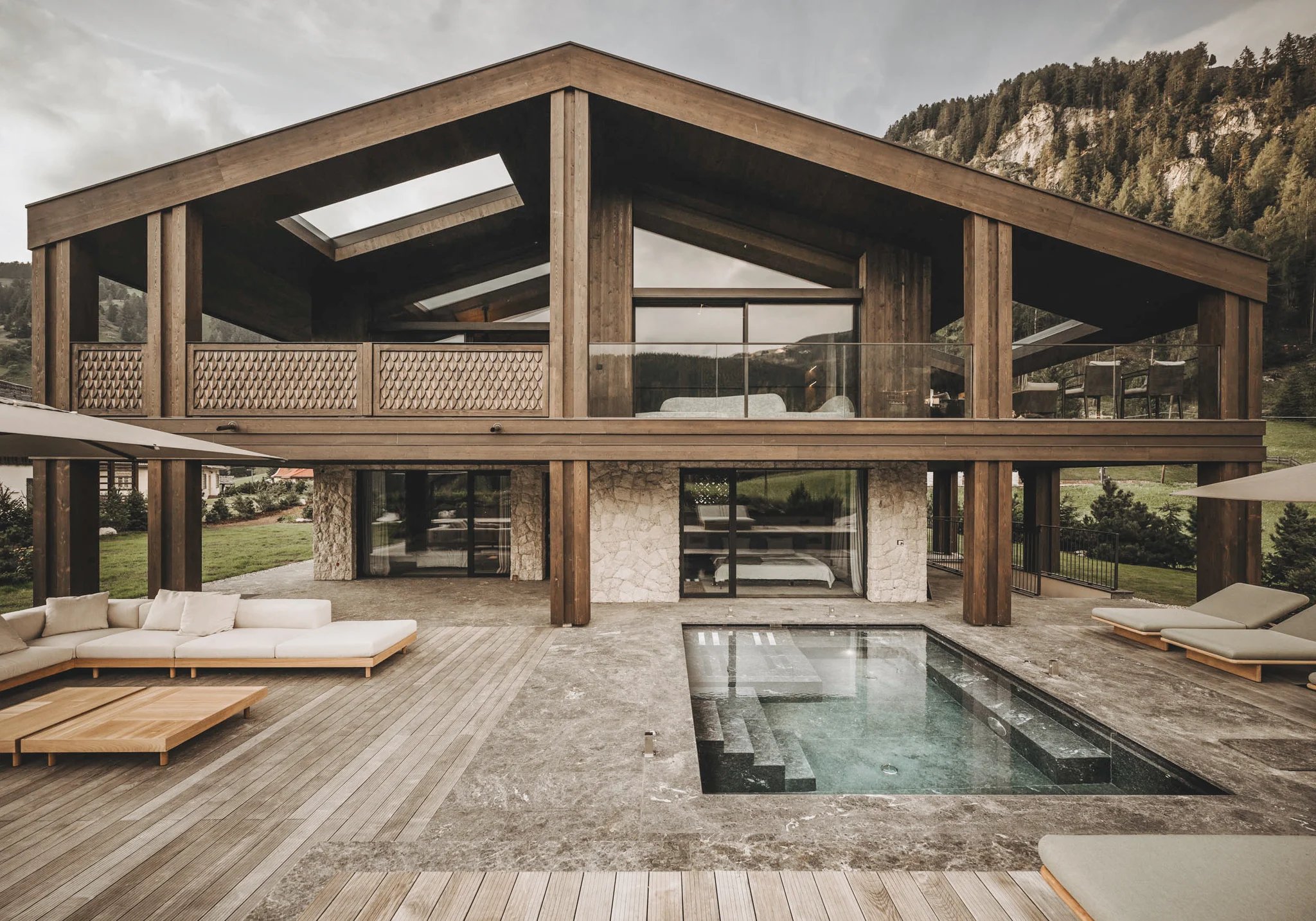 Italian-Alps-Luxury-Chalet-Rental.webp